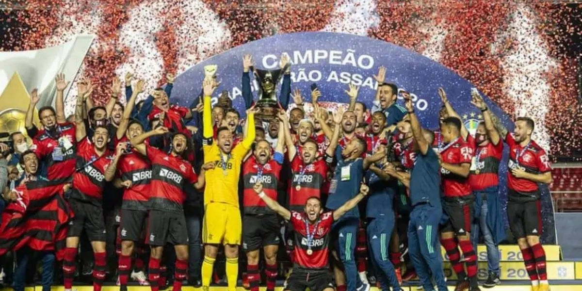 A partir de hoje, 01/07, sete jogadores do Flamengo podem assinar pré-contrato para deixar o Flamengo de graça
