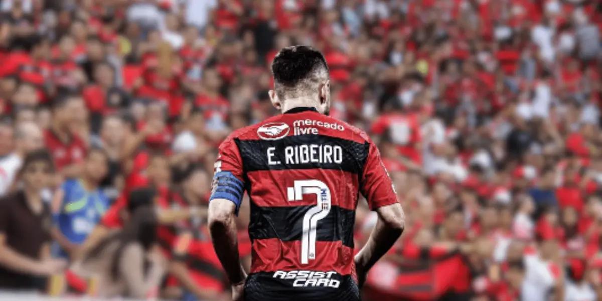 Jogador deve assumir o número que foi utilizado pelo ídolo do clube