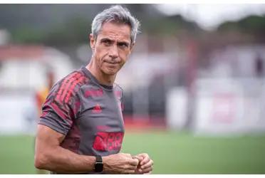 Treinador chegou com expectativa no Mengão, mas durou muito pouco no comando 