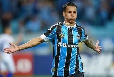 Atacante do Grêmio, que foi alvo no início do ano, seria uma das opções flamenguistas para contratação