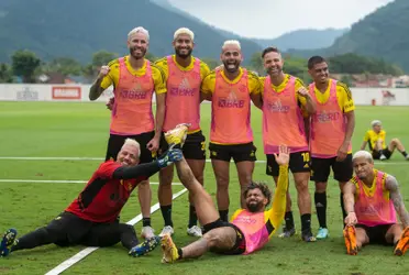 Diego Alves e Diego Ribas entraram em campo pela última vez com a camisa do Flamengo neste sábado (12)