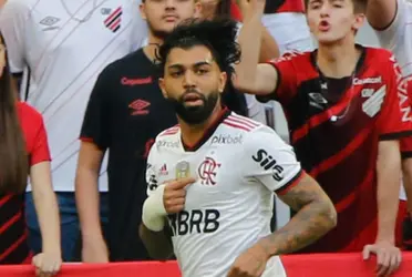 Flamengo se classificou ao vencer por 2 a 0 o Athletico Paranaense