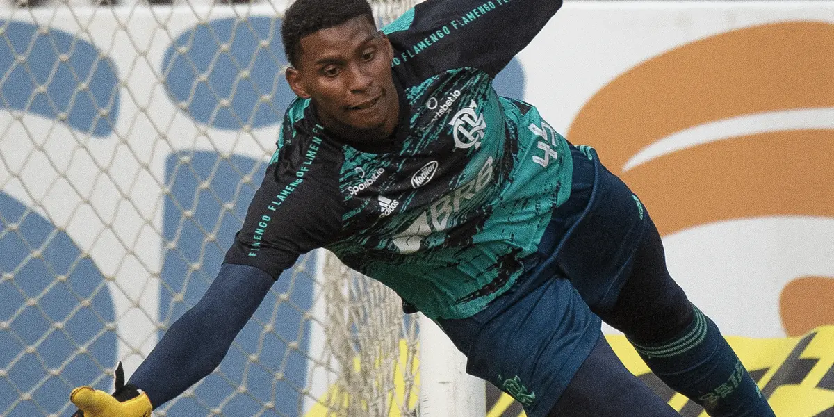 Goleiro pode estar de saída do Mengão