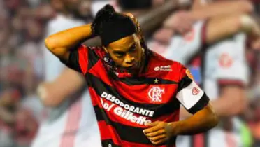 Jogador é aguardado por torcedores rubro-negros e atuação é comparada à Ronaldinho