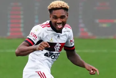 Jogador vive seus últimos momentos com a camisa do Flamengo