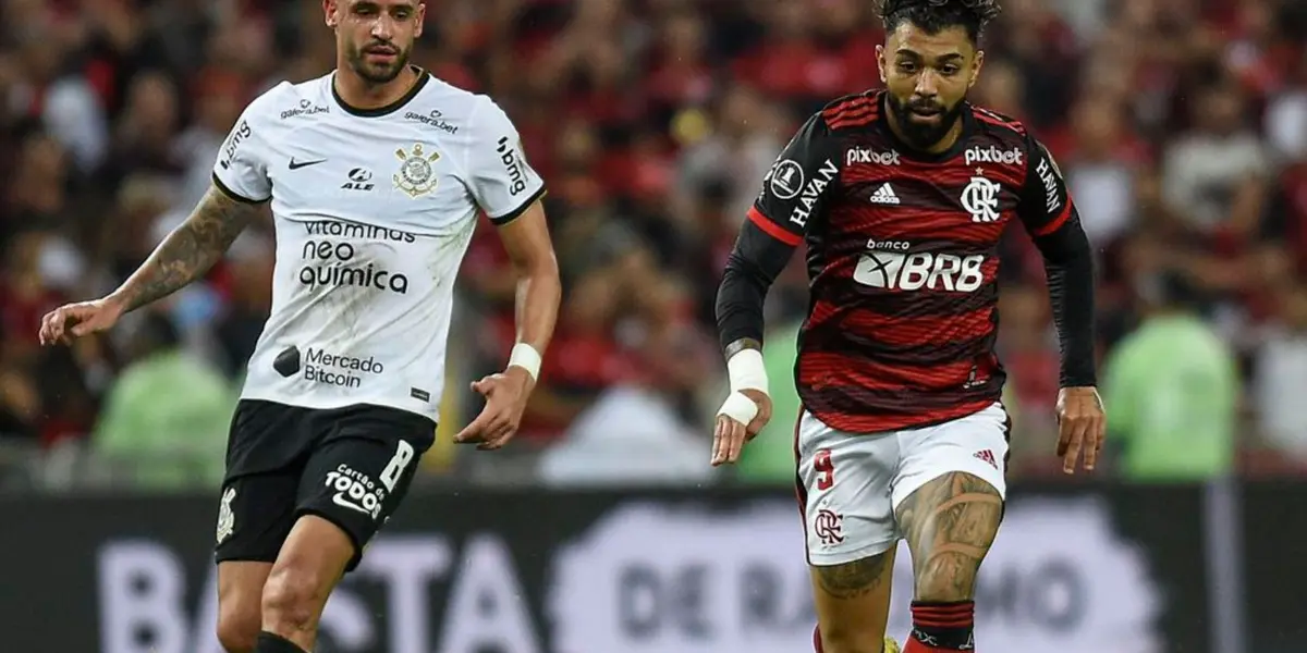 O Corinthians tentaria uma aproximação do Flamengo para conseguir o empréstimo do atacante Everton Cebolinha junto ao Mengão