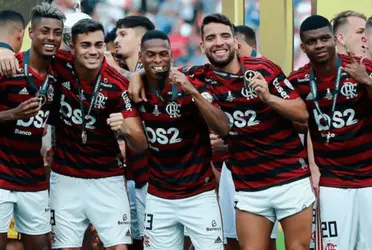 O jogador saiu muito criticado pela torcida rubro-negra 