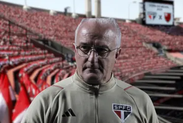 O treinador foi demitido mesmo sendo campeão da Libertadores e da Copa do Brasil