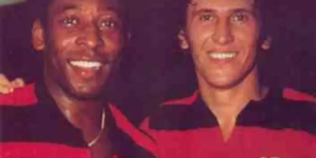 Pelé jogou ao lado de Zico uma vez e vestiu a camisa 10 do Flamengo