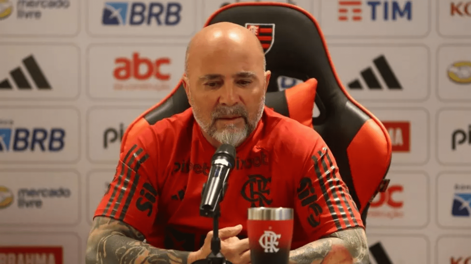 Técnico quer o reforço de Soteldo, atualmente no Santos