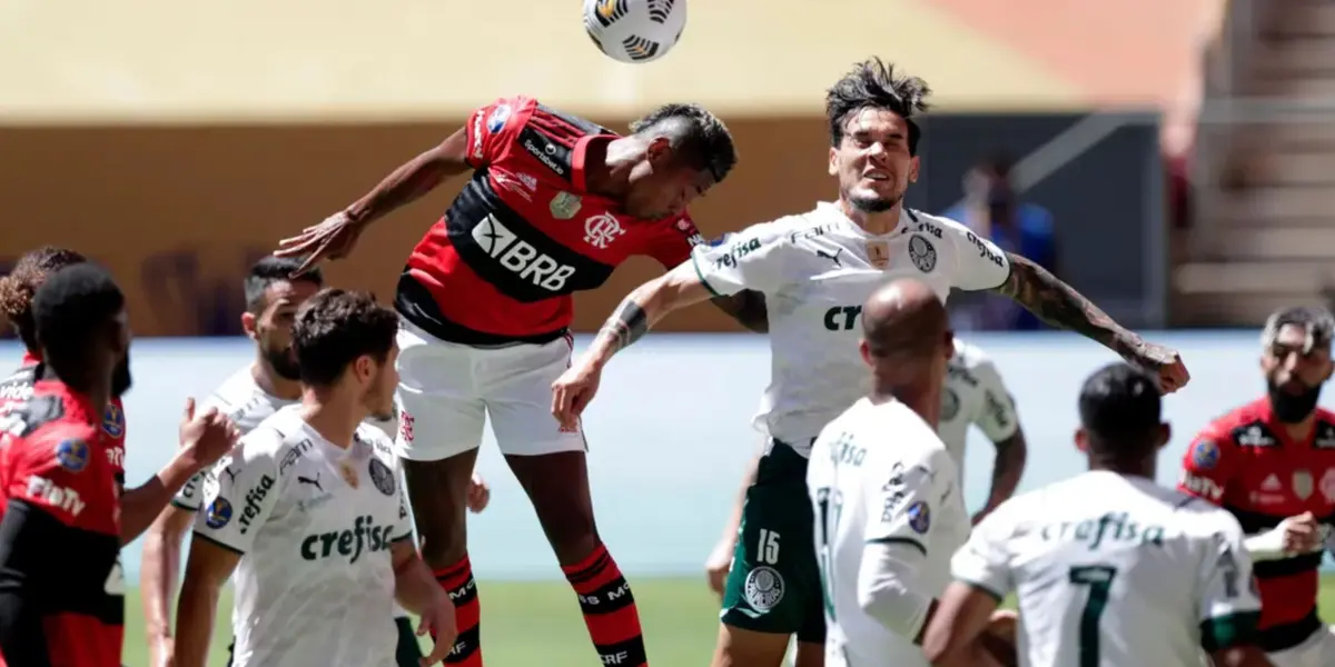 Victor Hugo teve fratura no pé direito em duelo contra o Audax, na última quinta-feira (12)